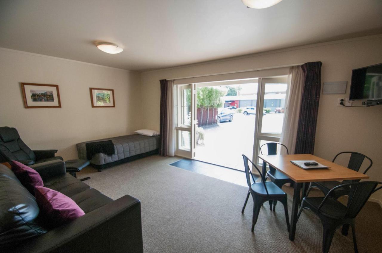 Jafa'S Motels Lawrence Екстер'єр фото