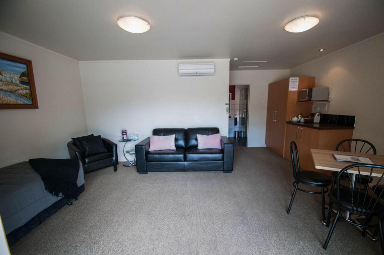 Jafa'S Motels Lawrence Екстер'єр фото